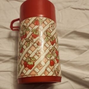 1981 Vintage Strawberry Lunchbox Thermos